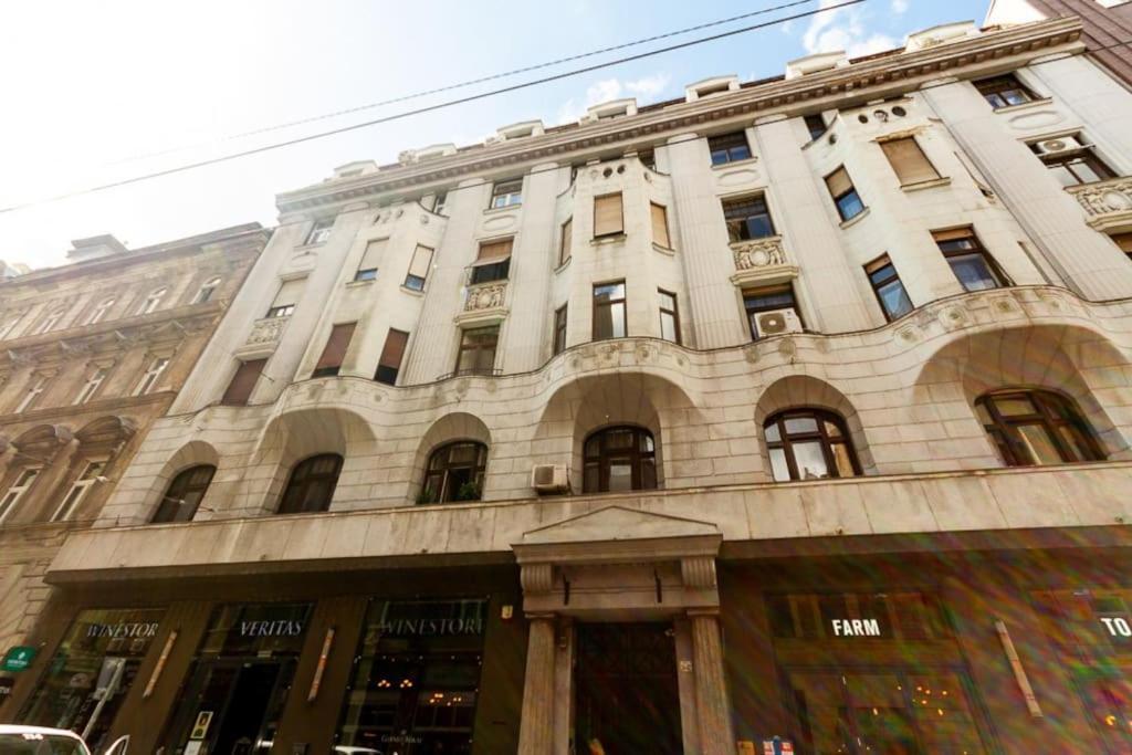 Historic Charm On Dohany Street By Newave Budapest Kültér fotó